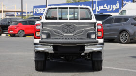 TOYOTA HILUX (PICKUP)