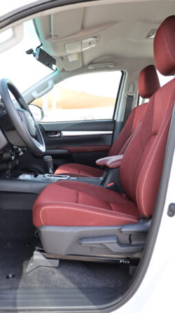
										TOYOTA HILUX (PICKUP) full									