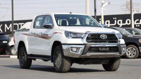 TOYOTA HILUX (PICKUP)