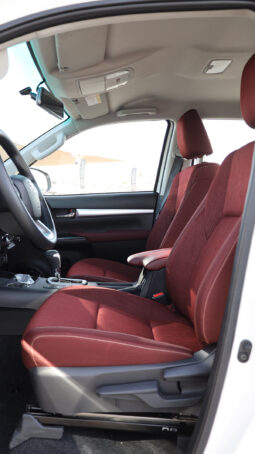 
										TOYOTA HILUX (PICKUP) full									