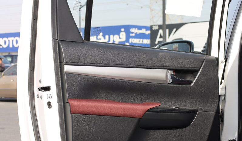 
								TOYOTA HILUX (PICKUP) full									