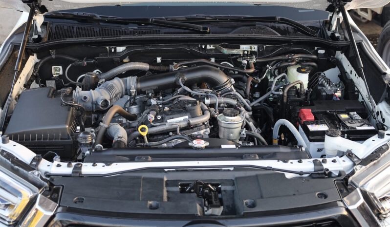
								TOYOTA HILUX (PICKUP) full									