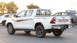 TOYOTA HILUX (PICKUP)