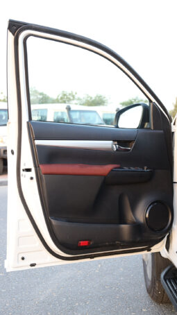 
										TOYOTA HILUX (PICKUP) full									