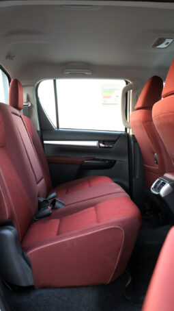
										TOYOTA HILUX (PICKUP) full									