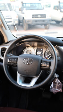 
										TOYOTA HILUX (PICKUP) full									