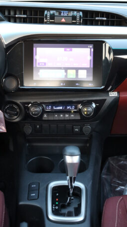 
										TOYOTA HILUX (PICKUP) full									