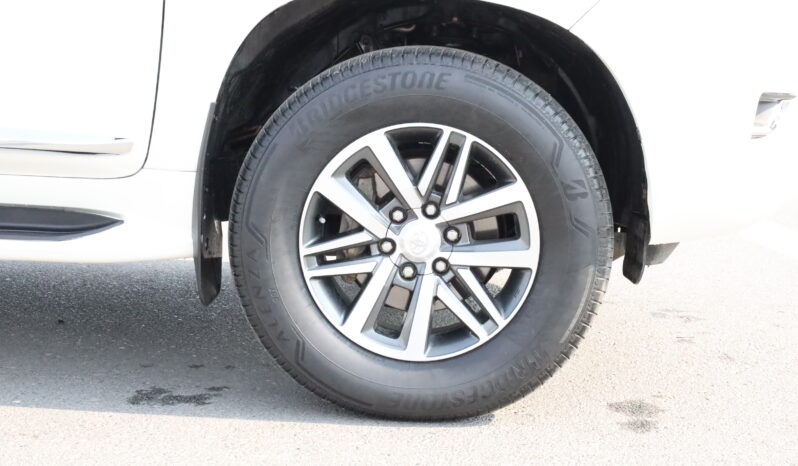 
								TOYOTA LAND CRUISER (PRADO) full									