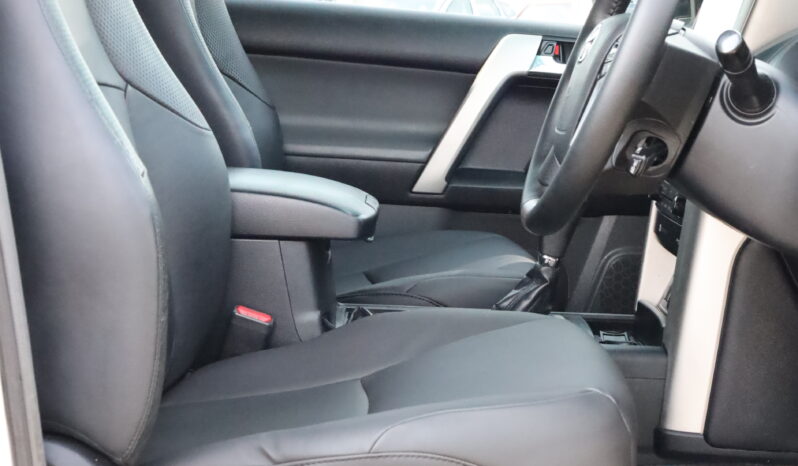 
								TOYOTA LAND CRUISER (PRADO) full									