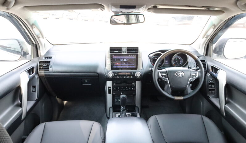 
								TOYOTA LAND CRUISER (PRADO) full									