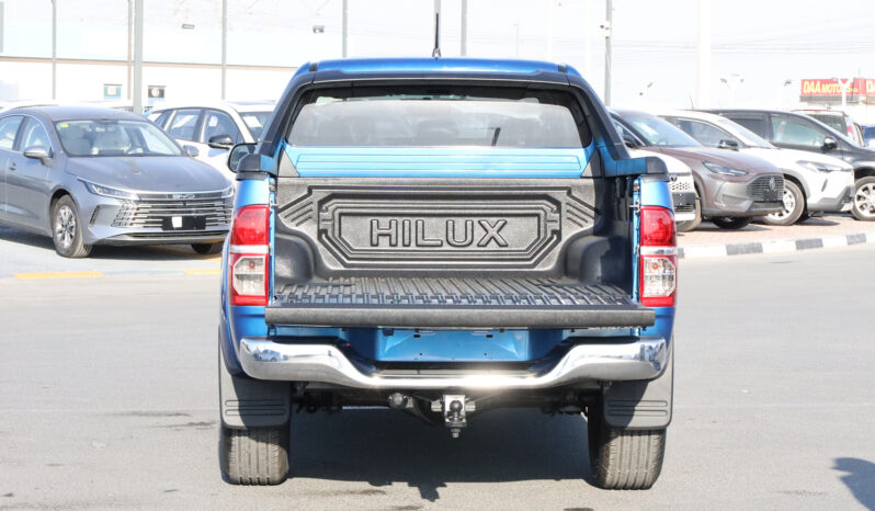 
								TOYOTA HILUX (PICKUP) full									
