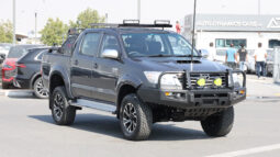 TOYOTA HILUX (PICKUP)