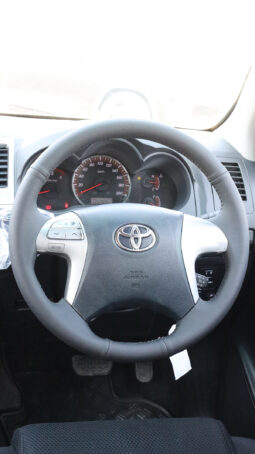 
										TOYOTA HILUX (PICKUP) full									