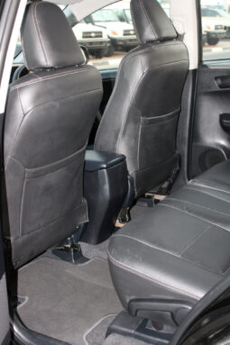
										TOYOTA RAV4 full									