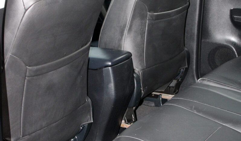
								TOYOTA RAV4 full									