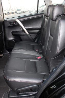 
										TOYOTA RAV4 full									