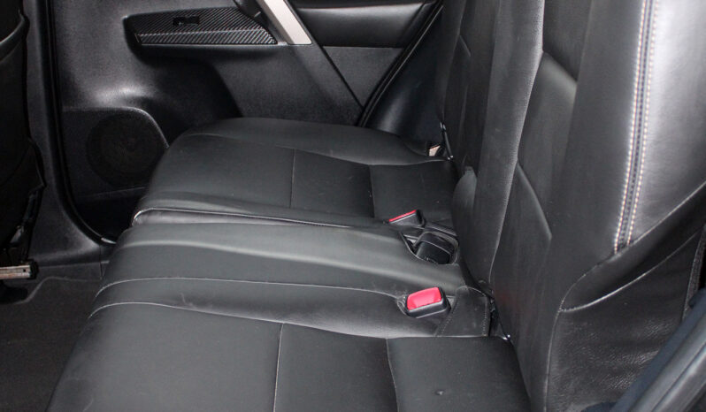 
								TOYOTA RAV4 full									