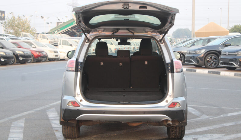 
								TOYOTA RAV4 full									
